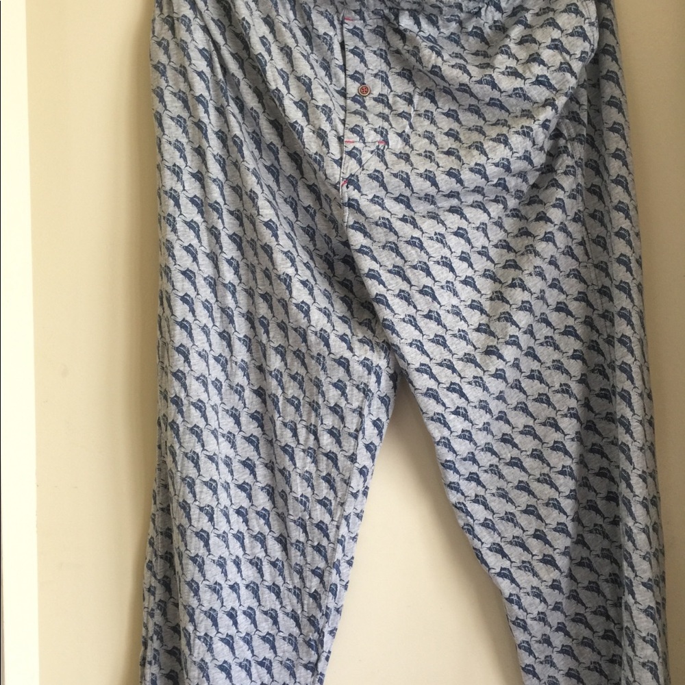 Tommy Bahama size XL